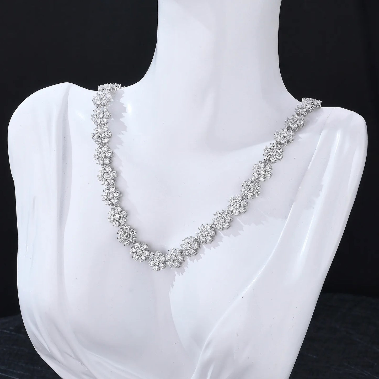 925 Silver Moissanite Sunflower Necklace